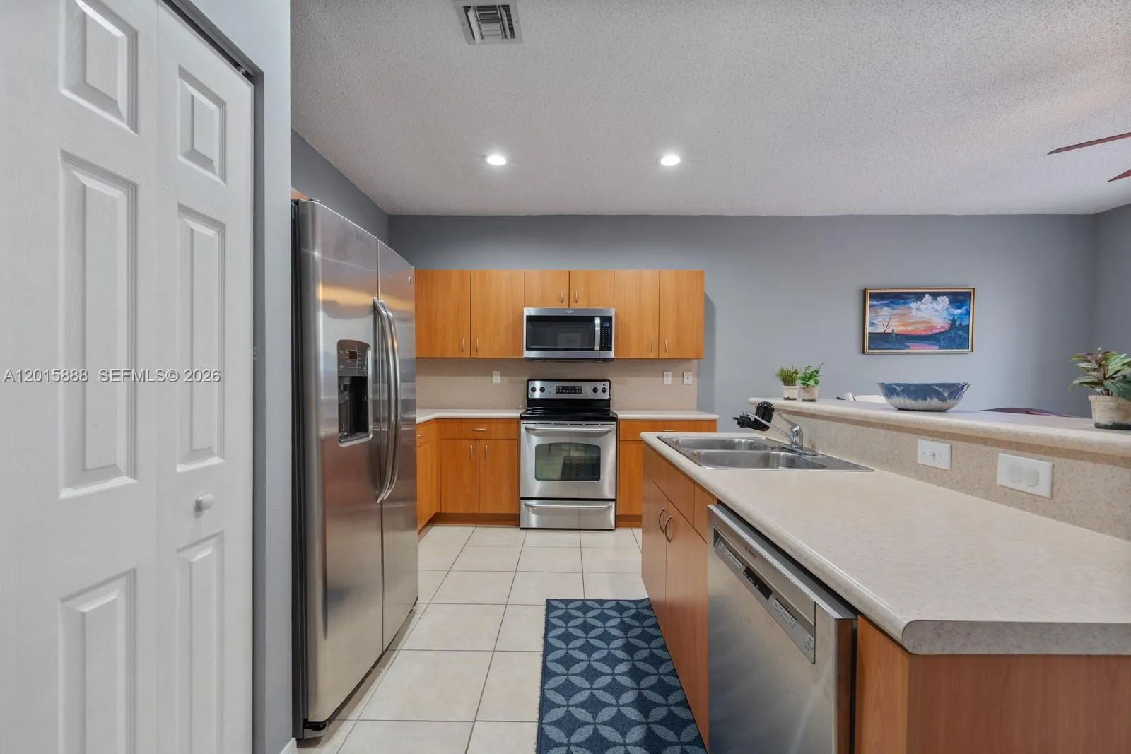 934 NE 42nd Ter, Homestead, FL 33033 photo 4