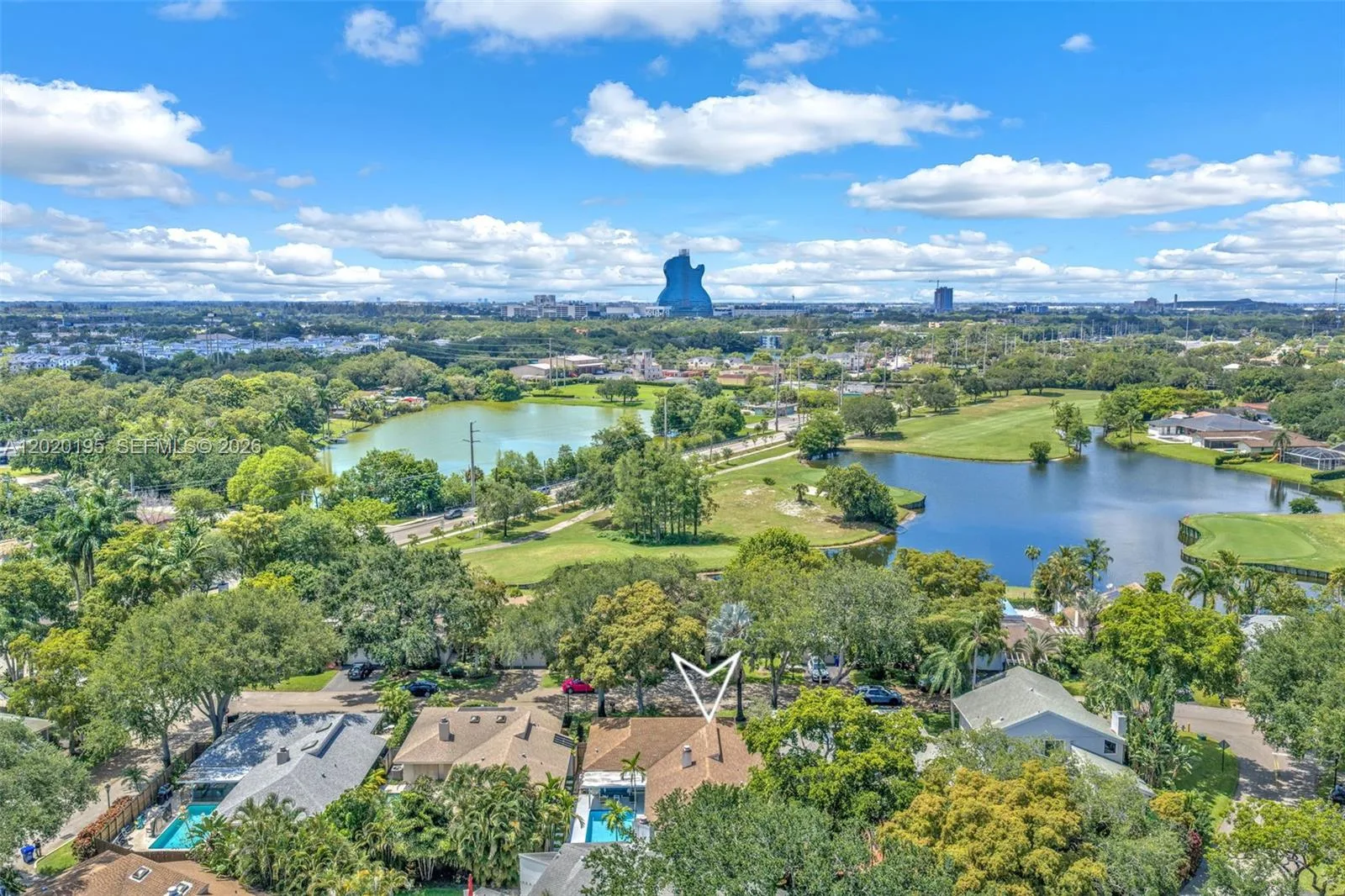 136 Greens Rd, Hollywood, FL 33021