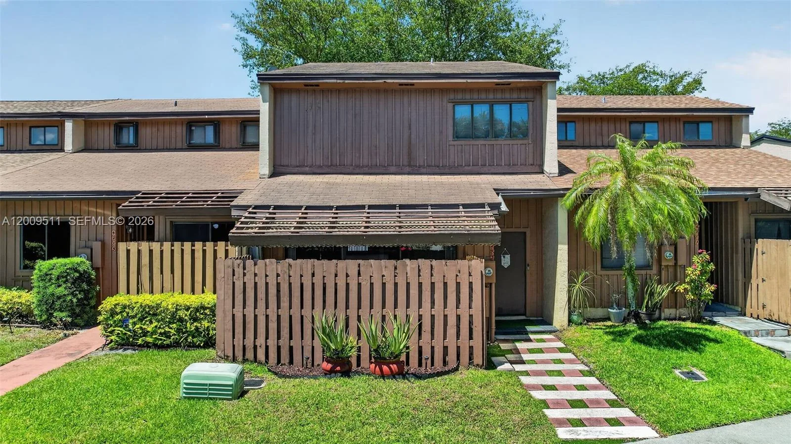 4283 S Pine Island Rd, Davie, FL 33328