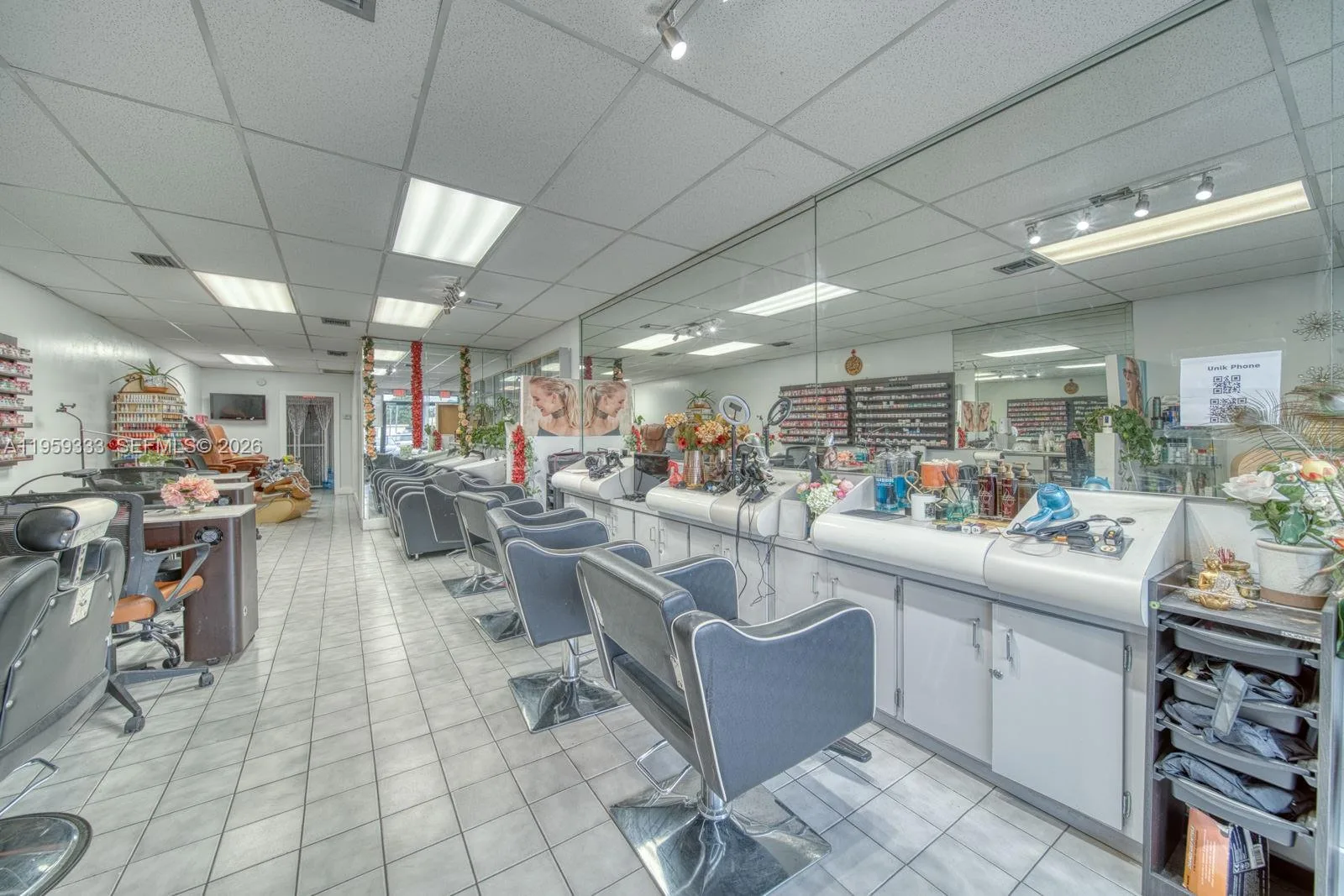 Full-Service Beauty Salon For Sale In Sweetwater, Sweetwater, FL 33174 photo 3