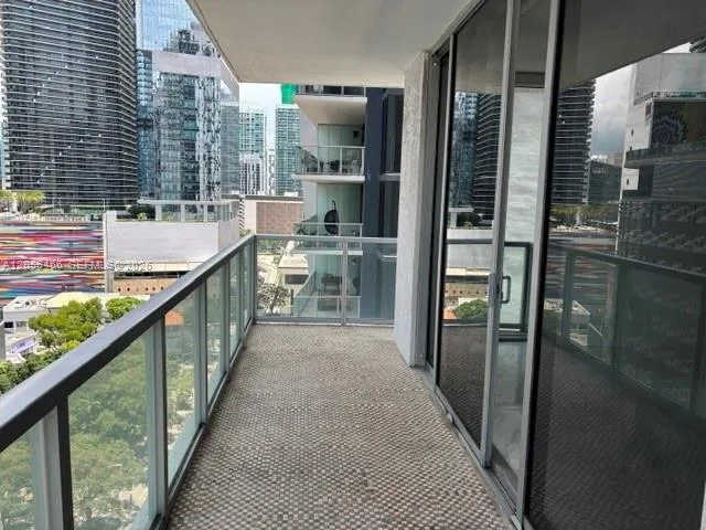 1050 Brickell Ave # 1520, Miami, FL 33131 photo 11