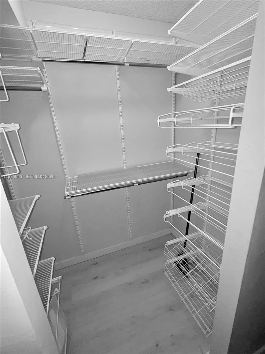 600 NE 36th St # 720, Miami, FL 33137 photo 11