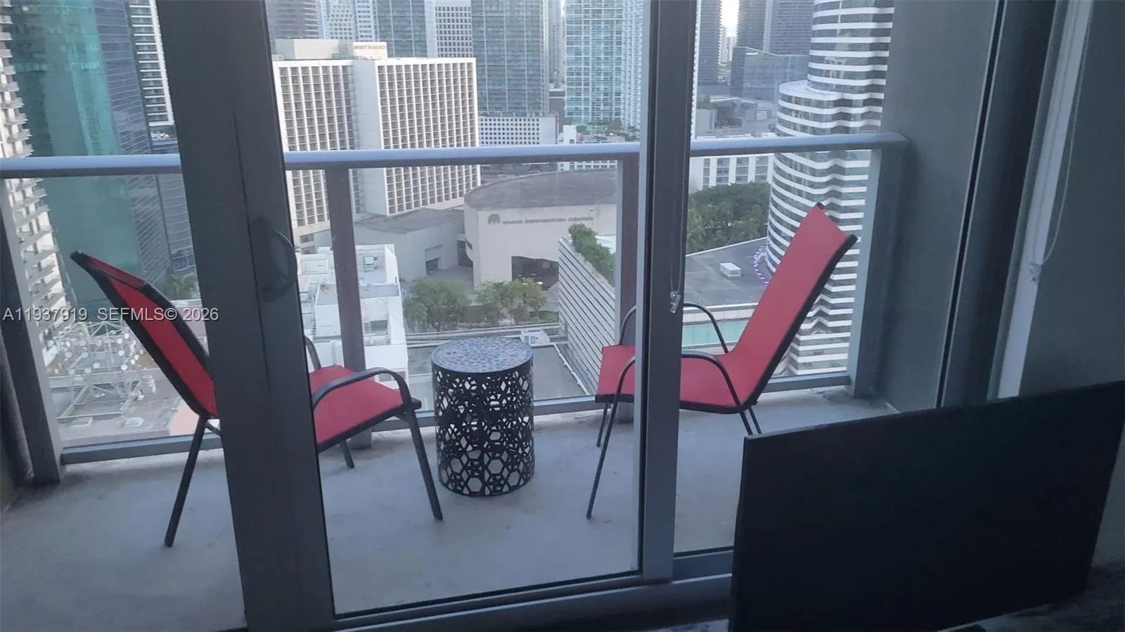 151 SE 1st St # 2507, Miami, FL 33131 photo 3