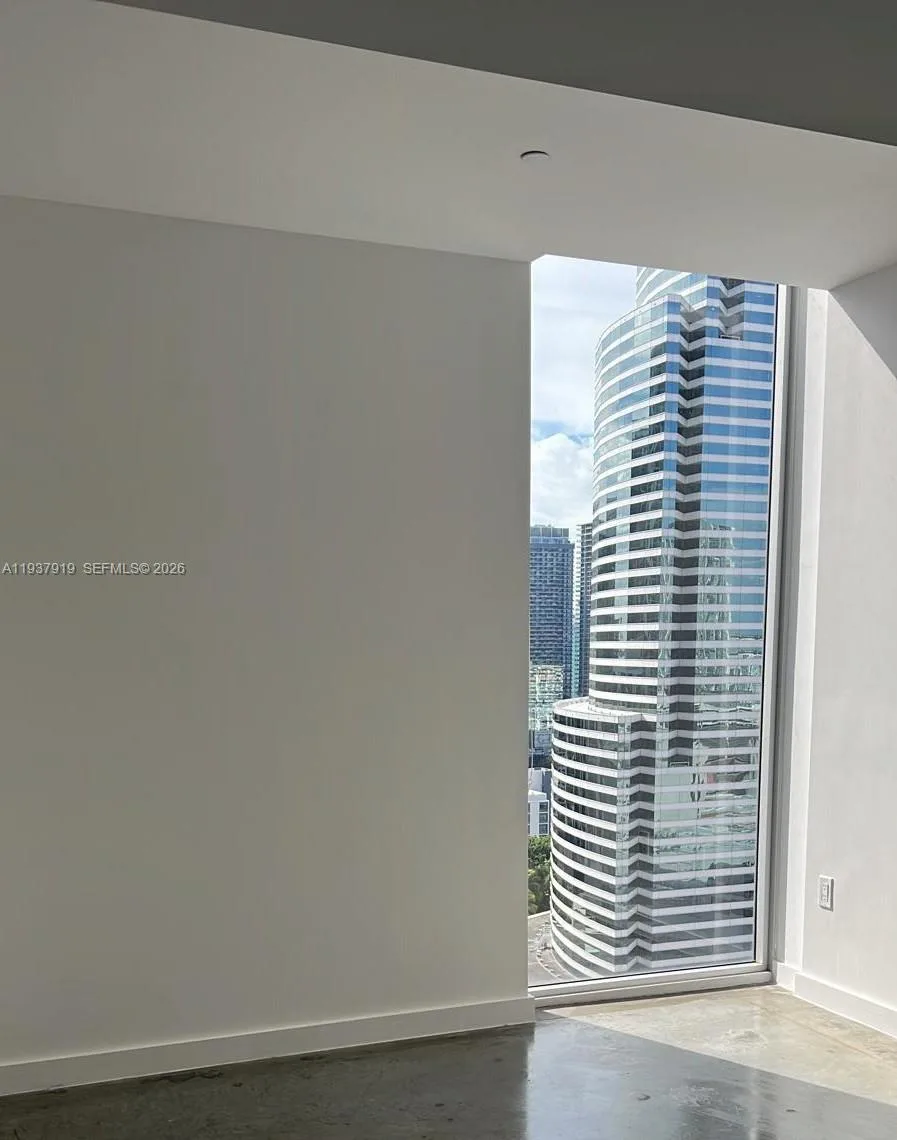 151 SE 1st St # 2507, Miami, FL 33131 photo 7