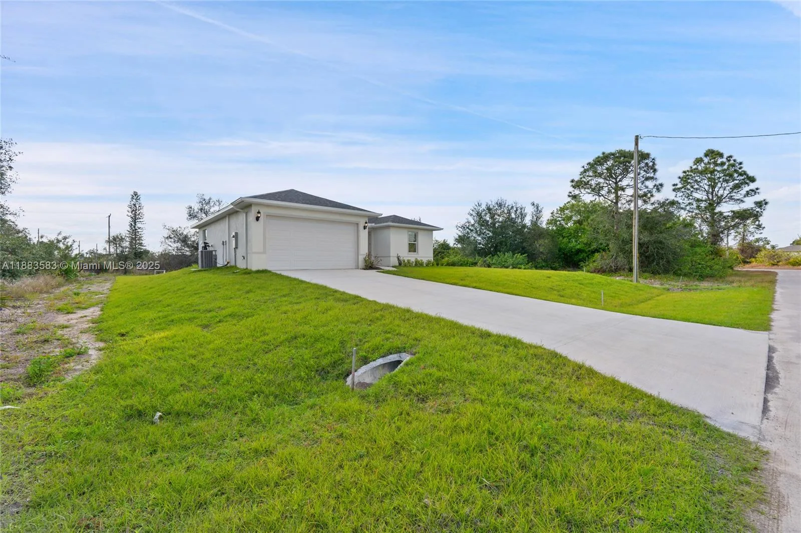 412 WICKHAM AVE, Lehigh Acres, FL 33974 photo 2