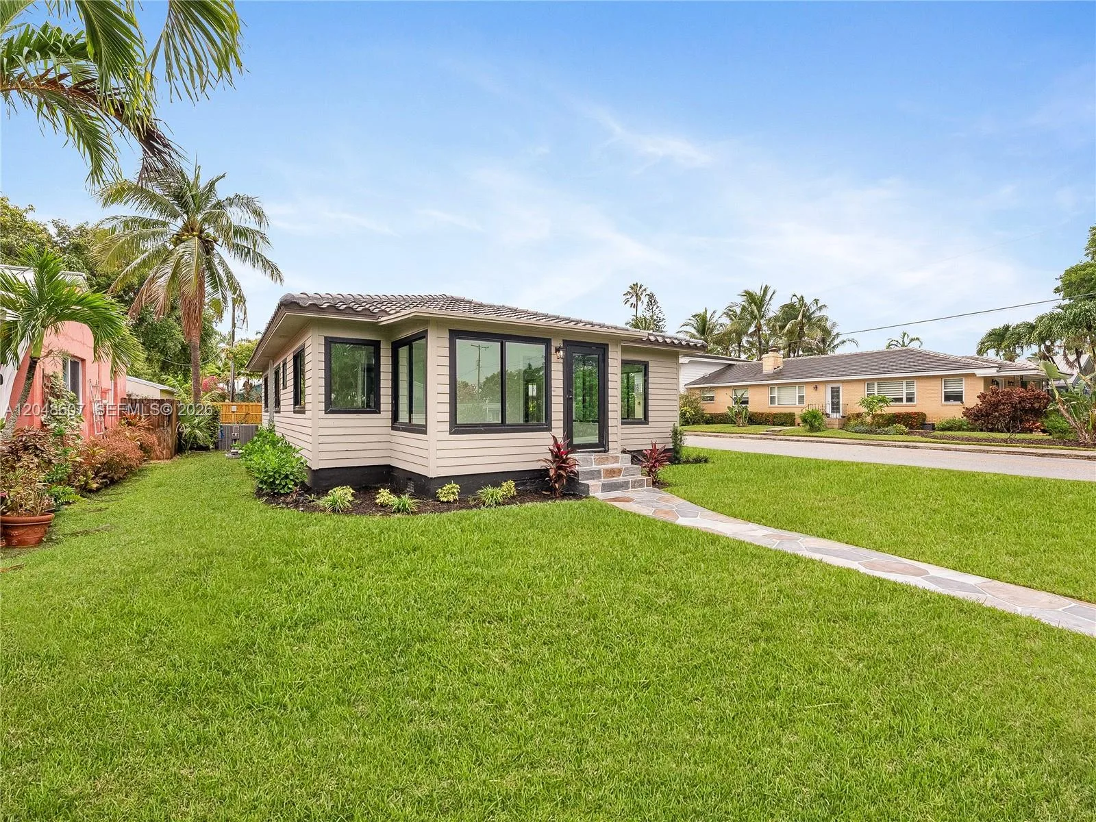 801 S Palmway, Lake Worth, FL 33460 photo 4