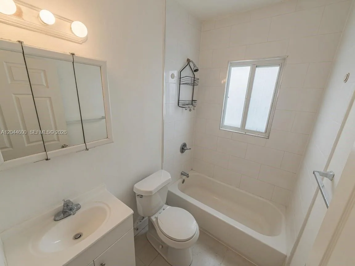 1154 W 25th St # 0, Riviera Beach, FL 33404 photo 7
