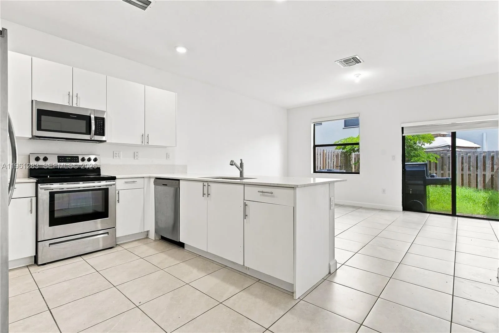 11831 SW 246th Ter, Homestead, FL 33032 photo 10