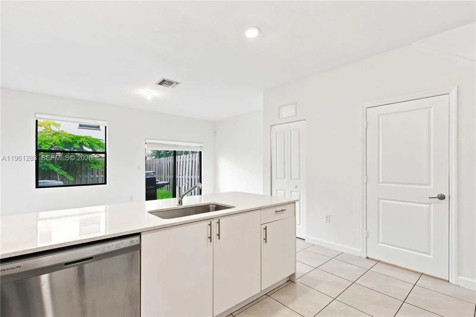 11831 SW 246th Ter, Homestead, FL 33032 photo 12