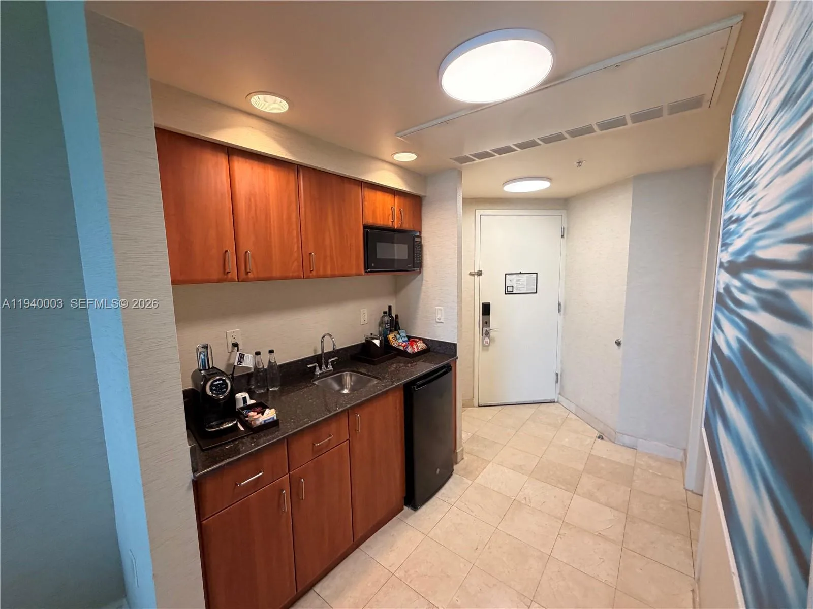 18001 Collins Ave # 2312, Sunny Isles Beach, FL 33160 photo 4
