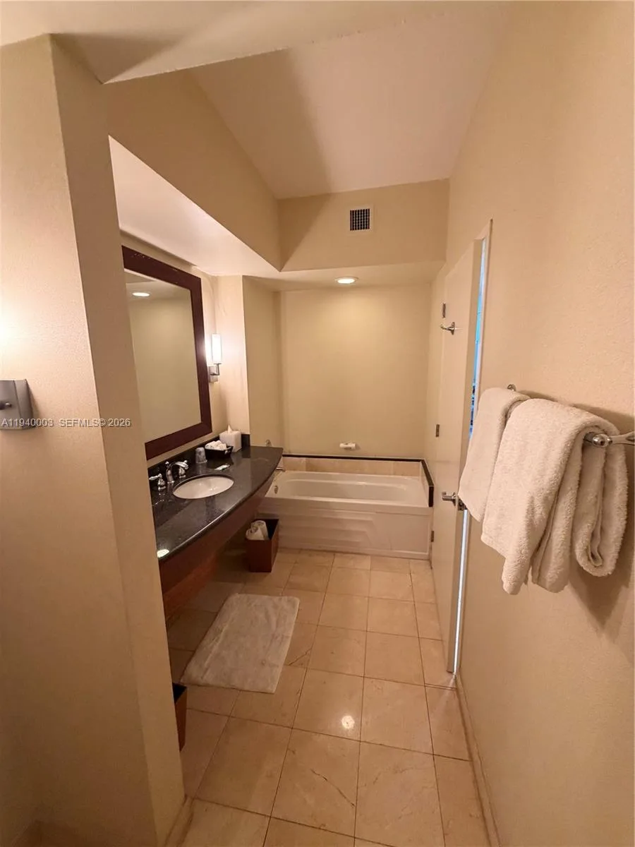 18001 Collins Ave # 2312, Sunny Isles Beach, FL 33160 photo 9