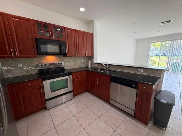 3595 NW 13th St # 3595, Lauderhill, FL 33311 photo 3