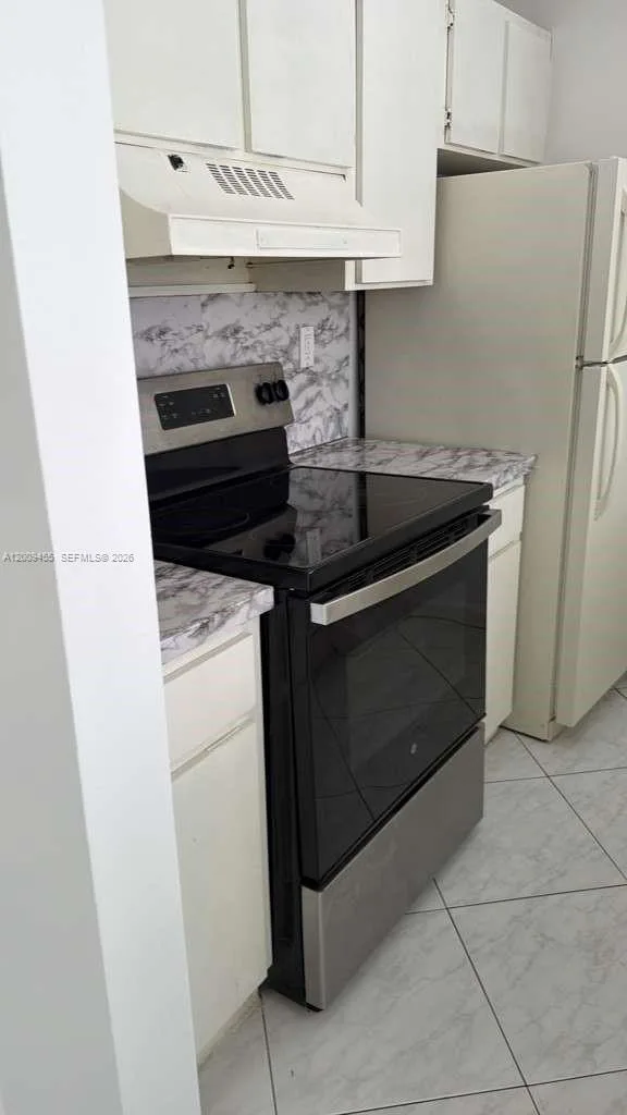 6995 NW 186th St # E507, Hialeah, FL 33015 — zdjęcie 4