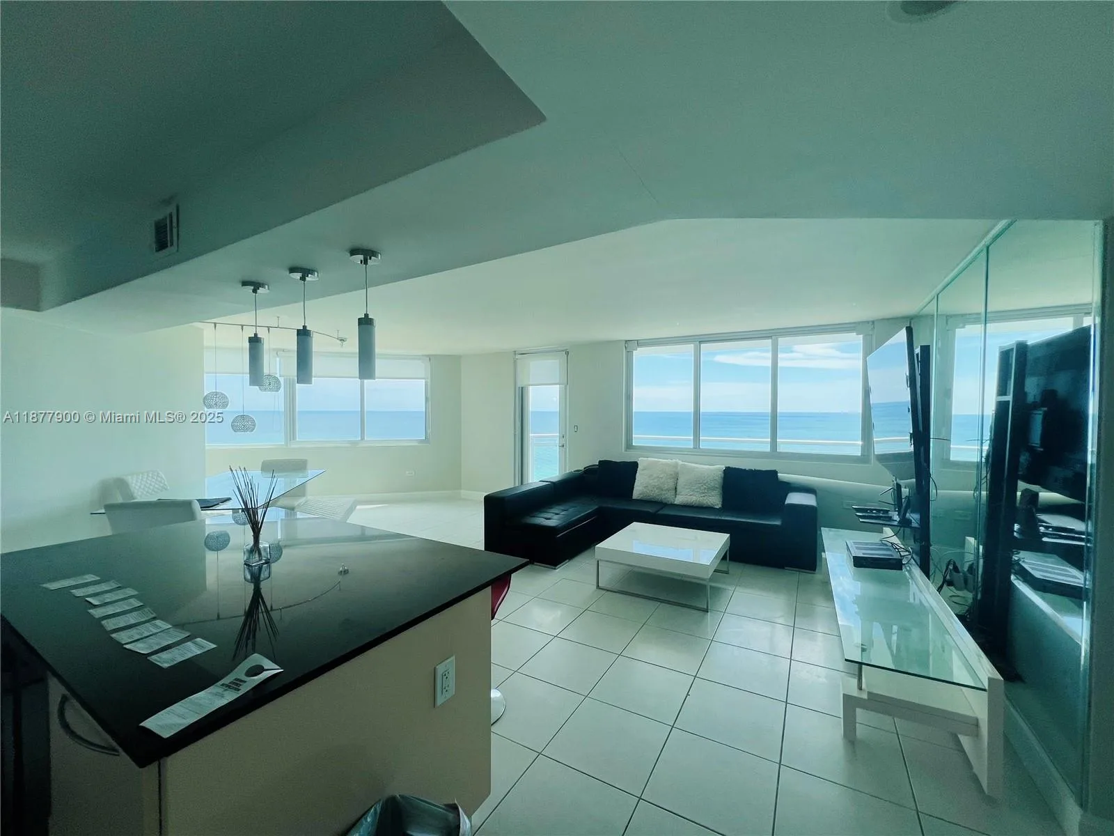 7135 Collins Ave # 1406, Miami Beach, FL 33141