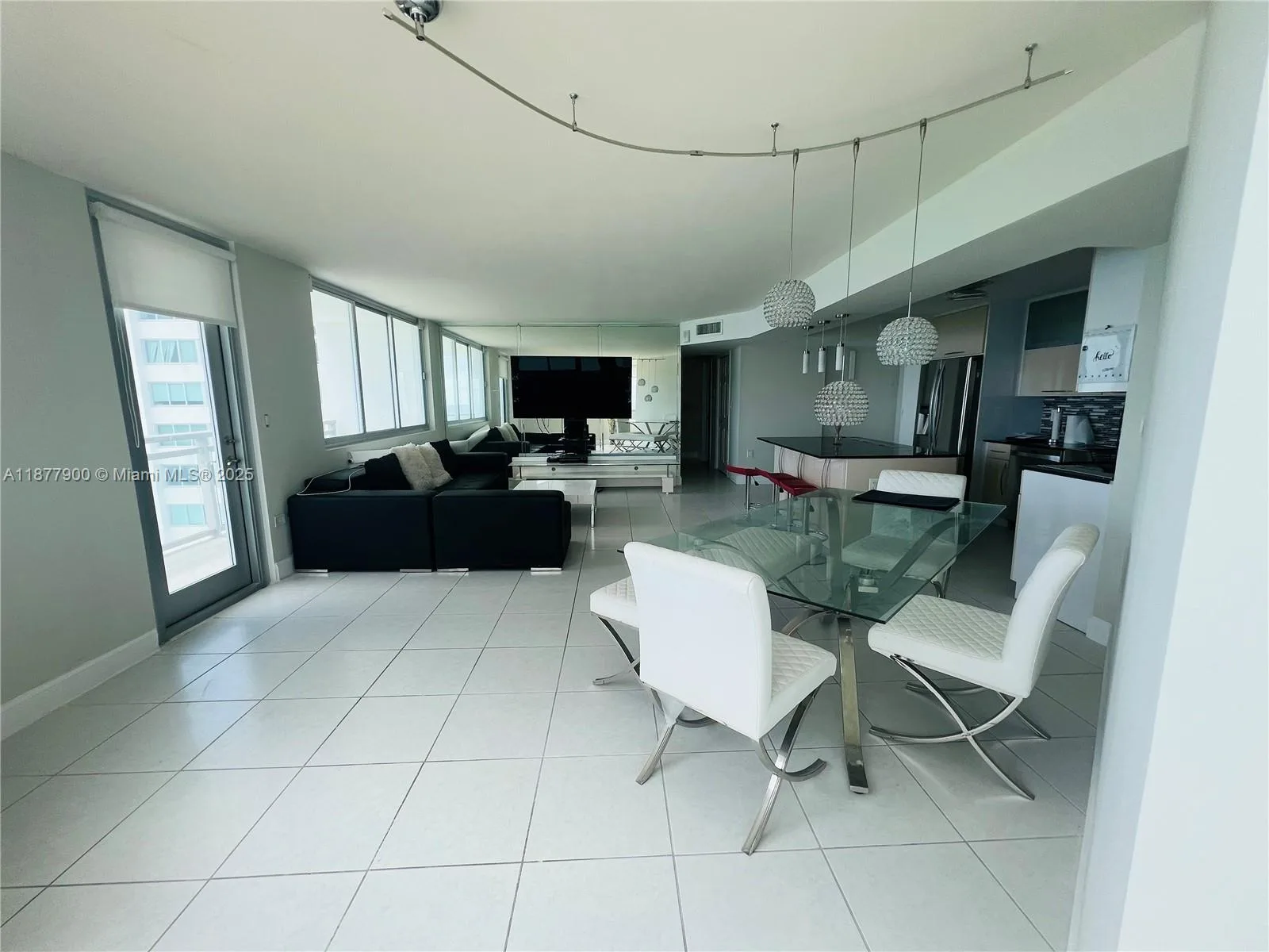 7135 Collins Ave # 1406, Miami Beach, FL 33141 photo 8