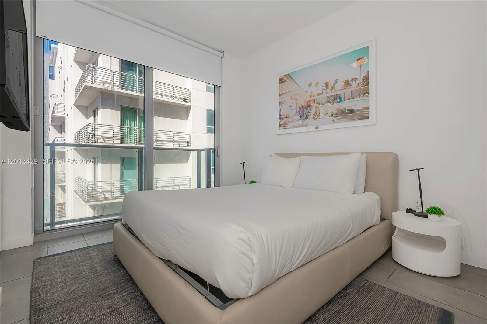 227 NE 2nd St # 2206, Miami, FL 33132 photo 11