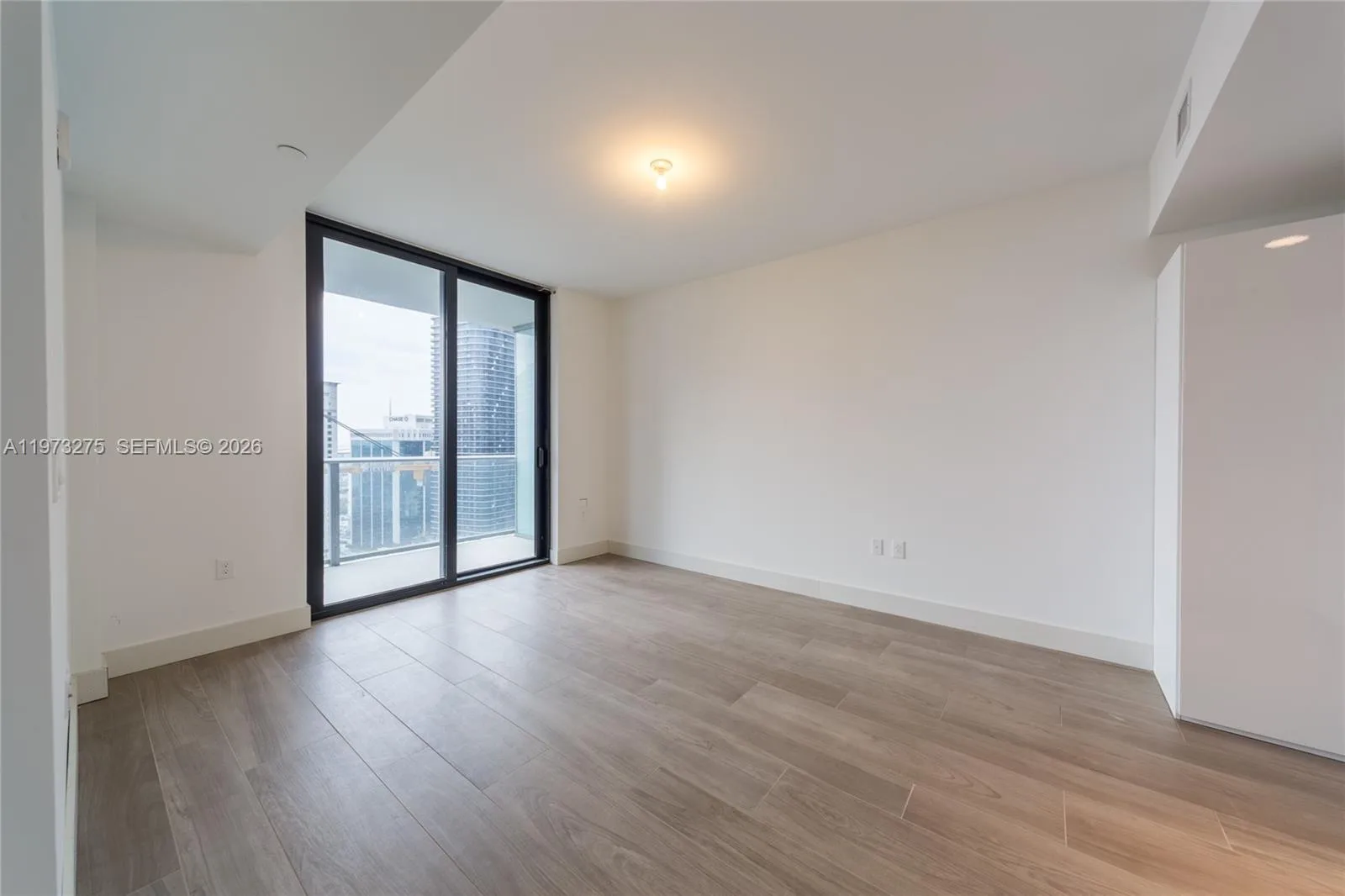 1010 Brickell Ave # 2908, Miami, FL 33131 photo 7