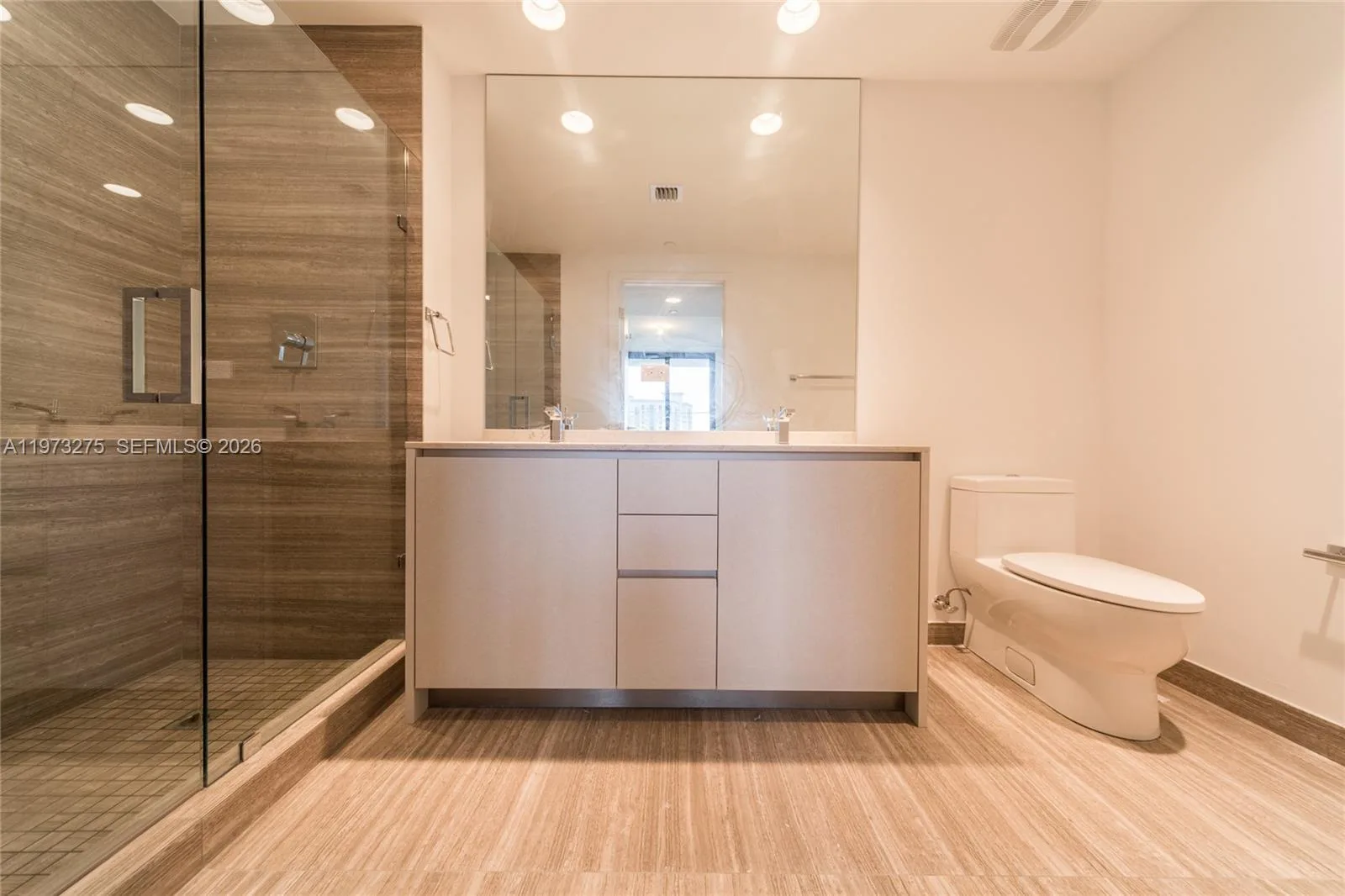 1010 Brickell Ave # 2908, Miami, FL 33131 photo 9