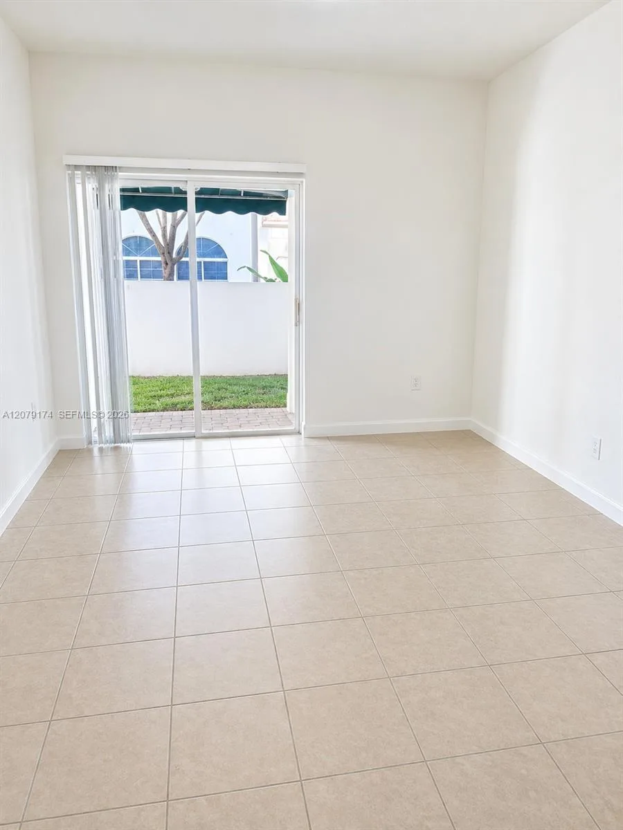 3632 NW 30th Ct # 10F, Lauderdale Lakes, FL 33311 photo 3