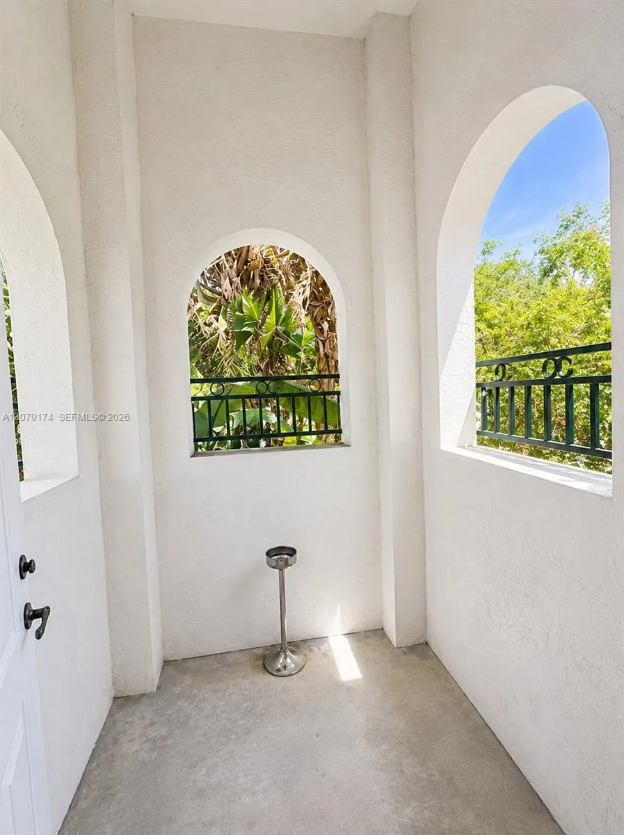 3632 NW 30th Ct # 10F, Lauderdale Lakes, FL 33311 photo 5