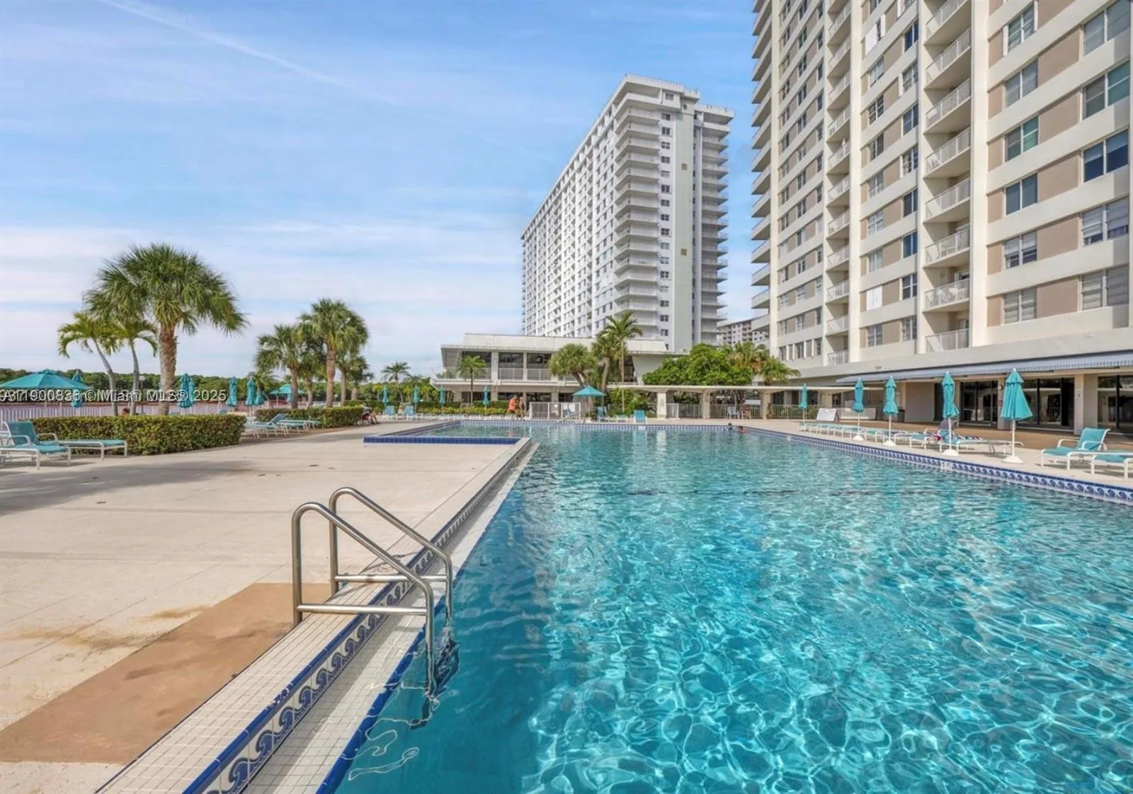 300 Bayview Dr # 1801, Sunny Isles Beach, FL 33160