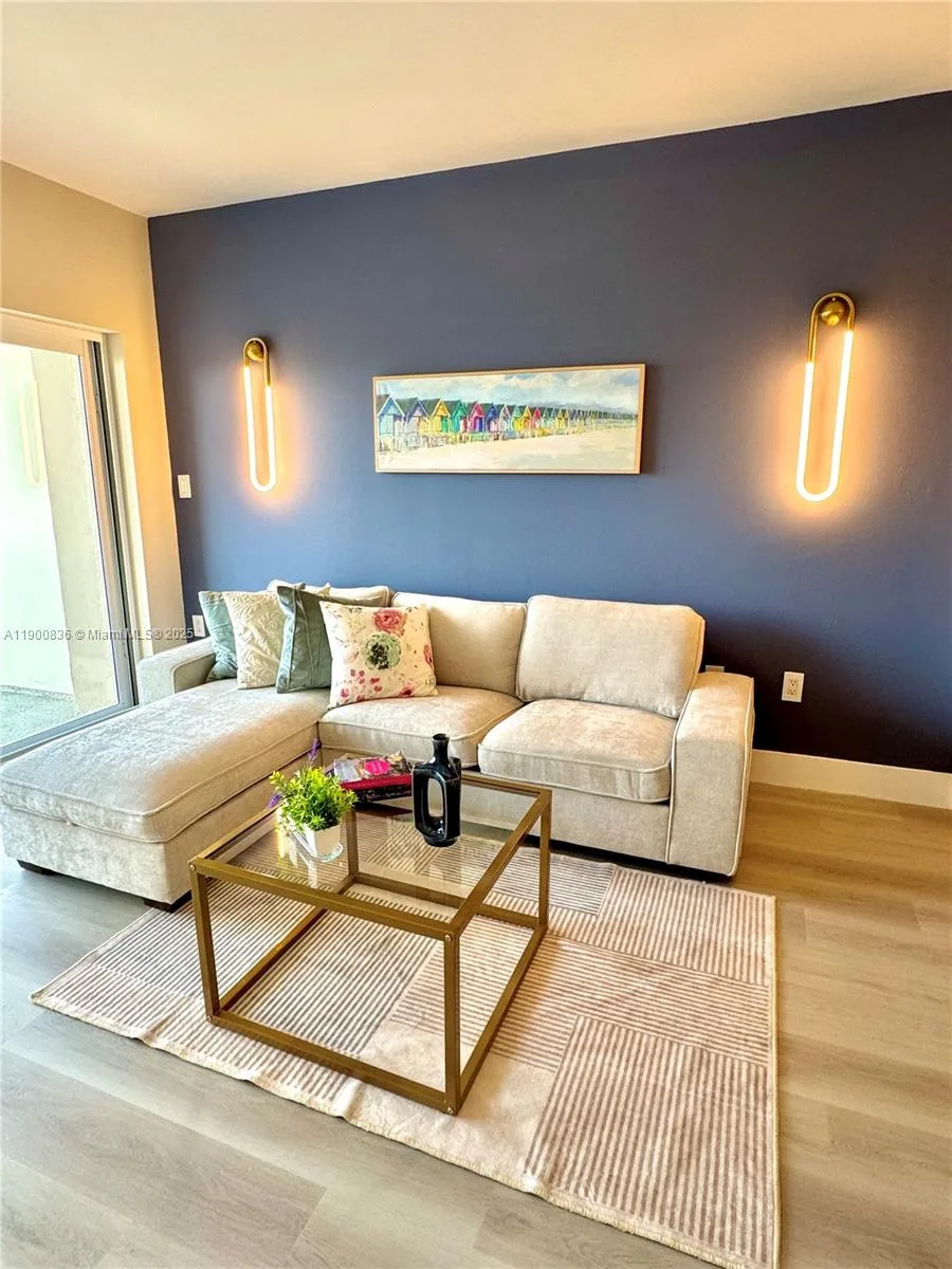 300 Bayview Dr # 1801, Sunny Isles Beach, FL 33160 photo 10