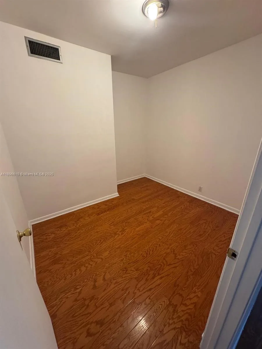 5255 Collins Ave # 11B, Miami Beach, FL 33140 photo 10