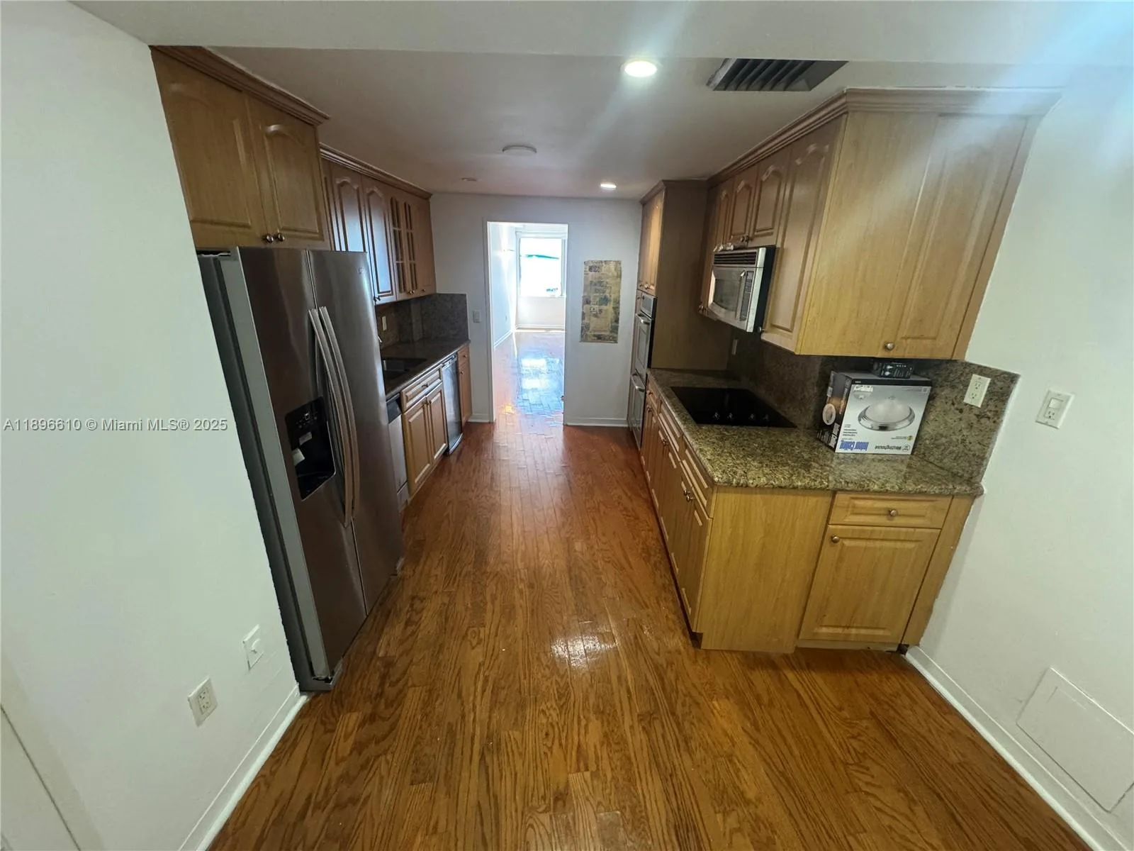 5255 Collins Ave # 11B, Miami Beach, FL 33140 photo 12
