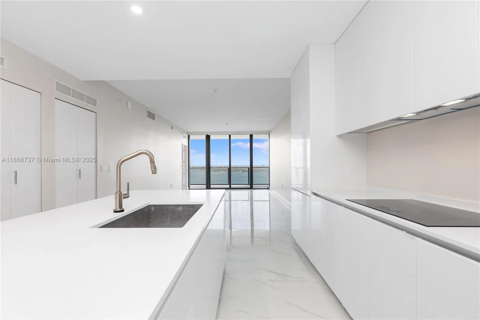 700 NE 24th St # 4206, Miami, FL 33137 photo 12