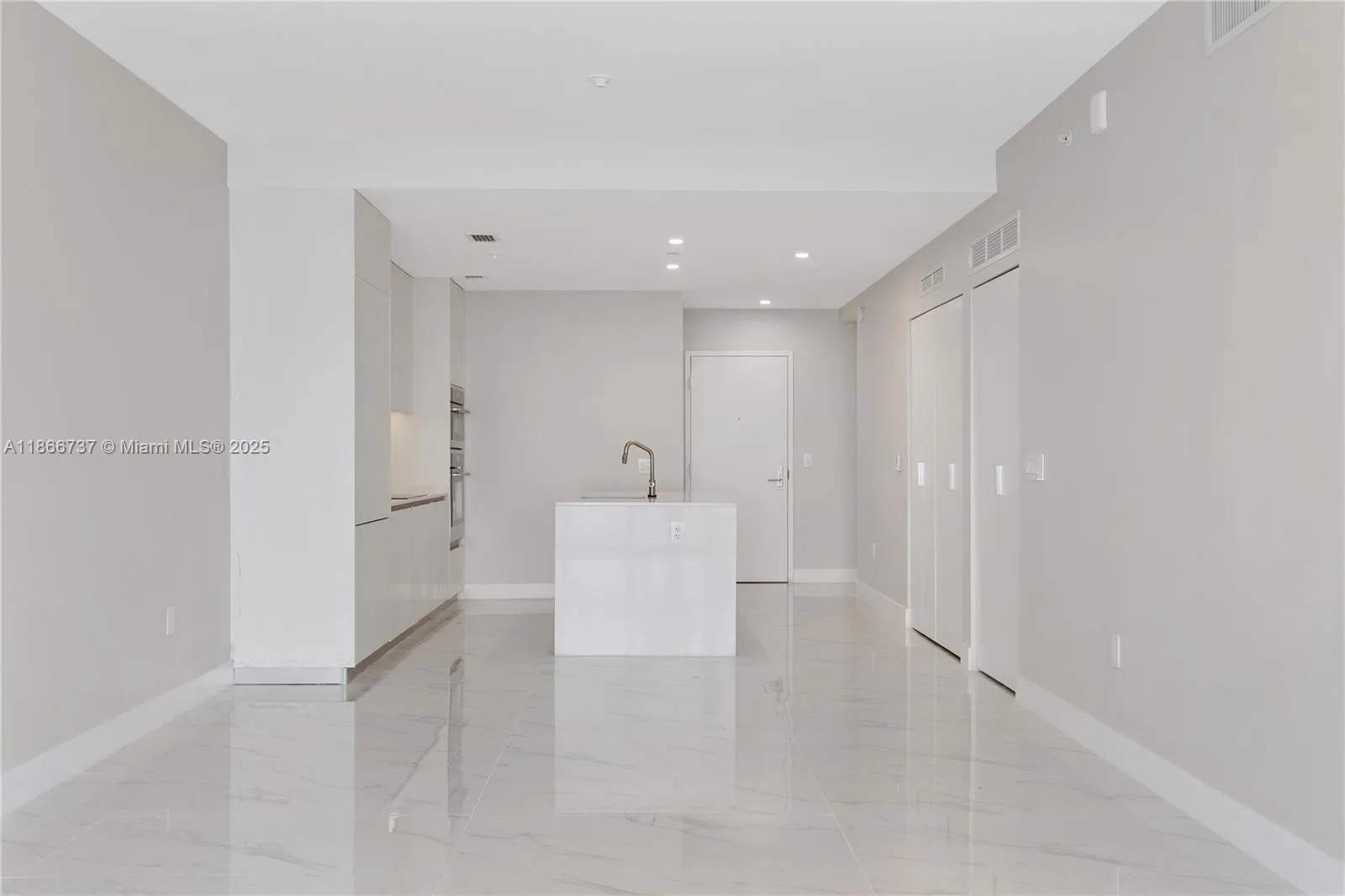 700 NE 24th St # 4206, Miami, FL 33137 photo 7
