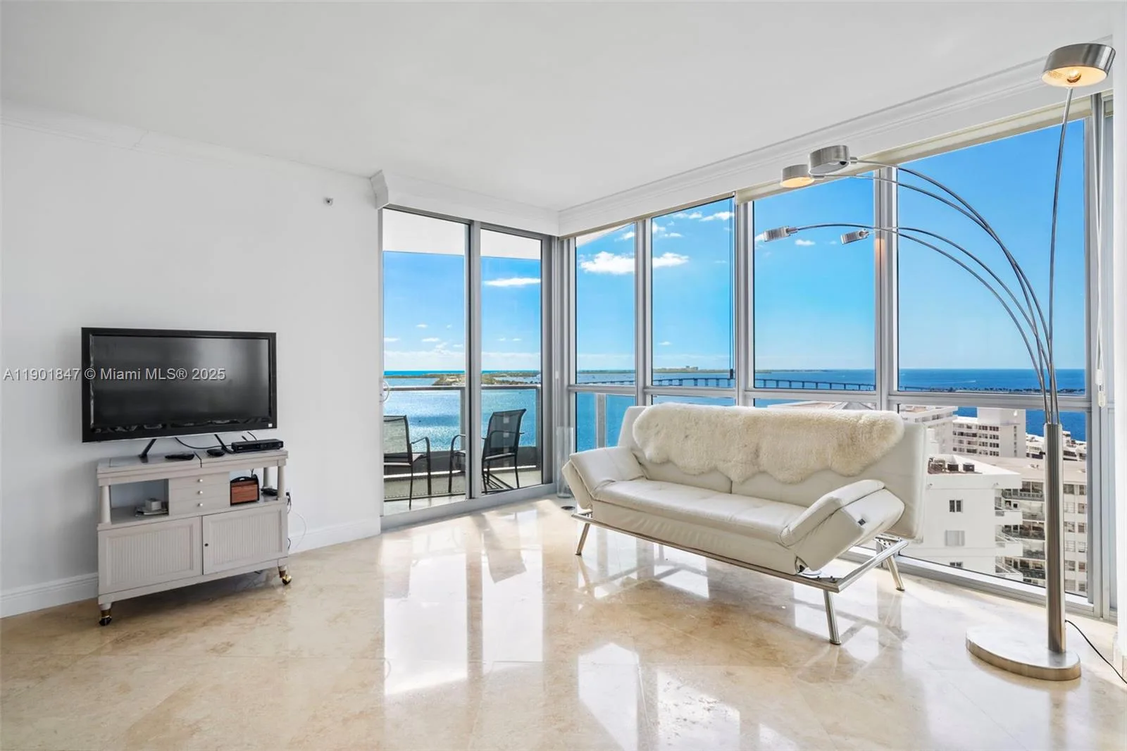1331 Brickell Bay Dr # 1908, Miami, FL 33131 photo 4