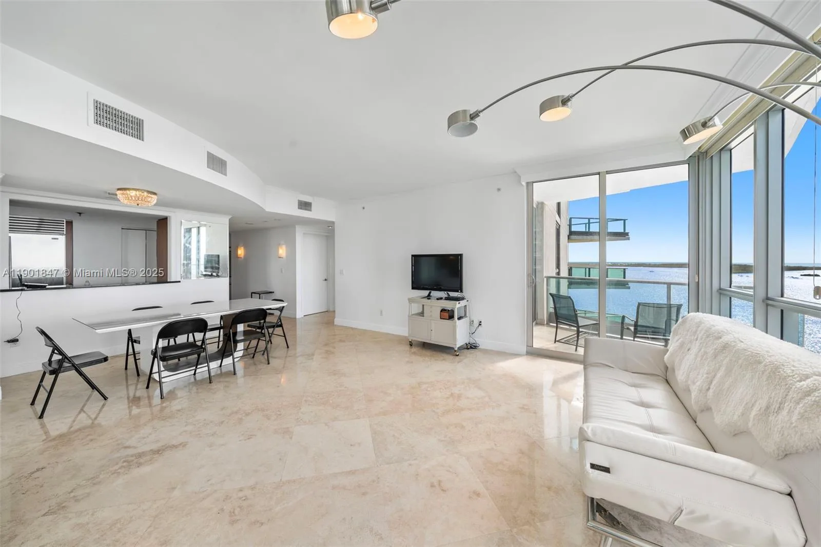 1331 Brickell Bay Dr # 1908, Miami, FL 33131 photo 5