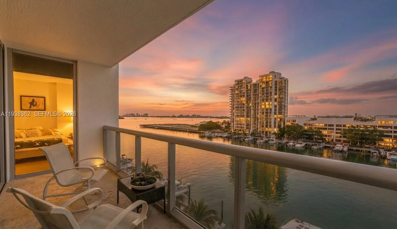7929 West Dr # 702, North Bay Village, FL 33141