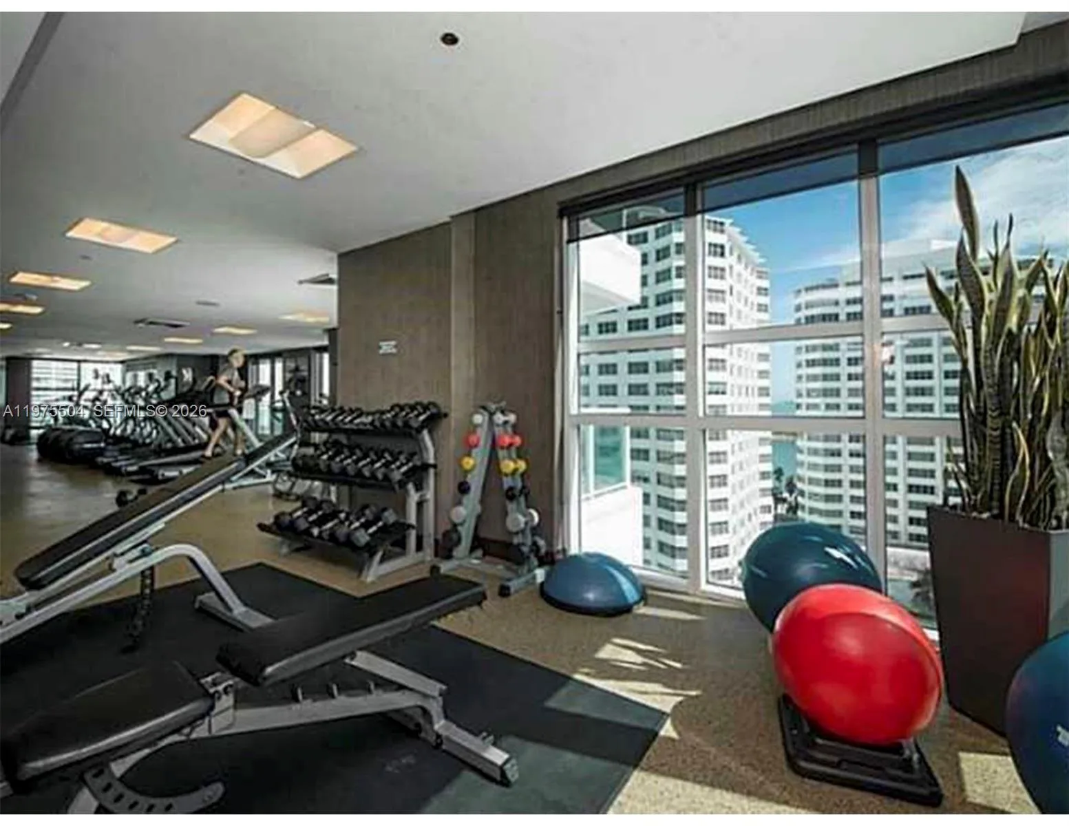 950 Brickell Bay Dr # 3109, Miami, FL 33131 photo 13