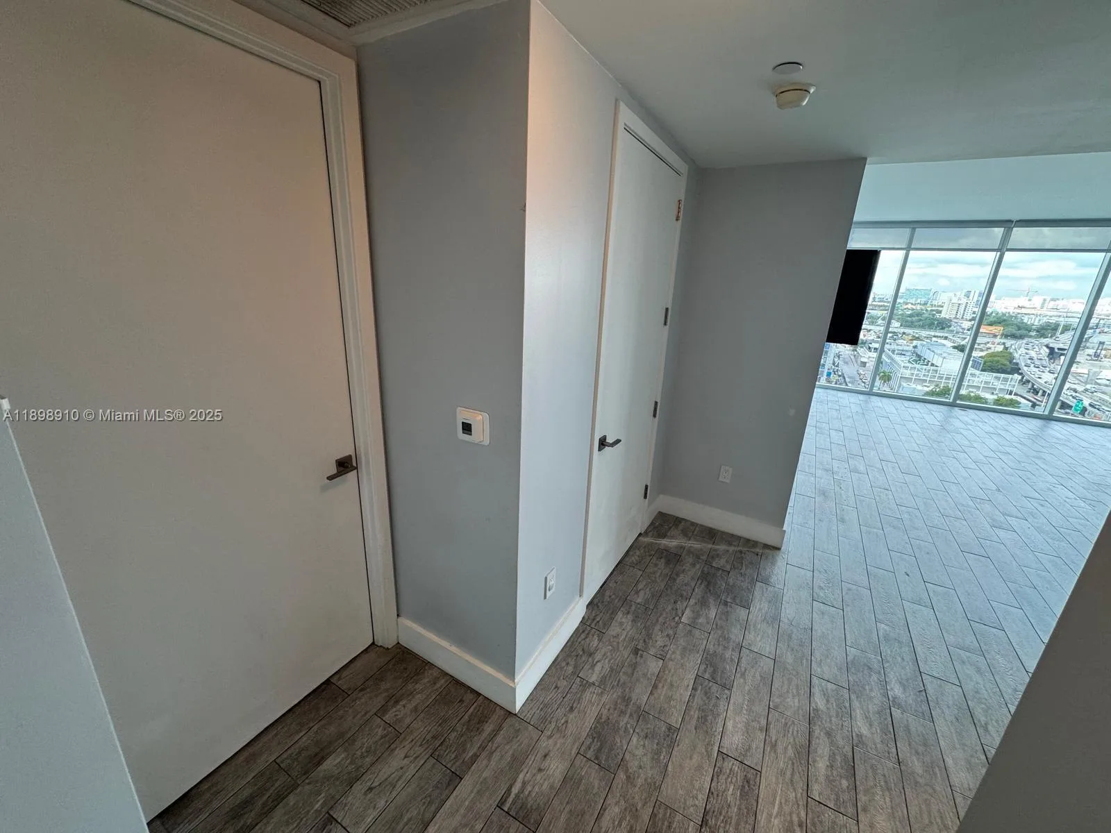 1040 Biscayne Blvd # 1106, Miami, FL 33132 photo 7