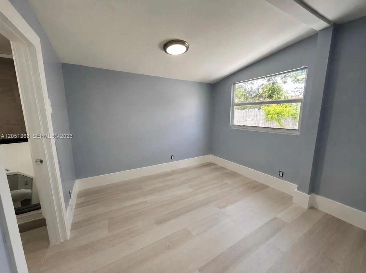 1872 NW 1st St # 3, Miami, FL 33125 photo 3