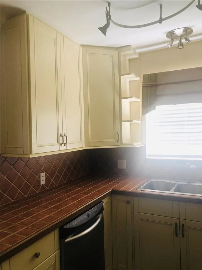 137 Farnham F # 137, Deerfield Beach, FL 33442 photo 7