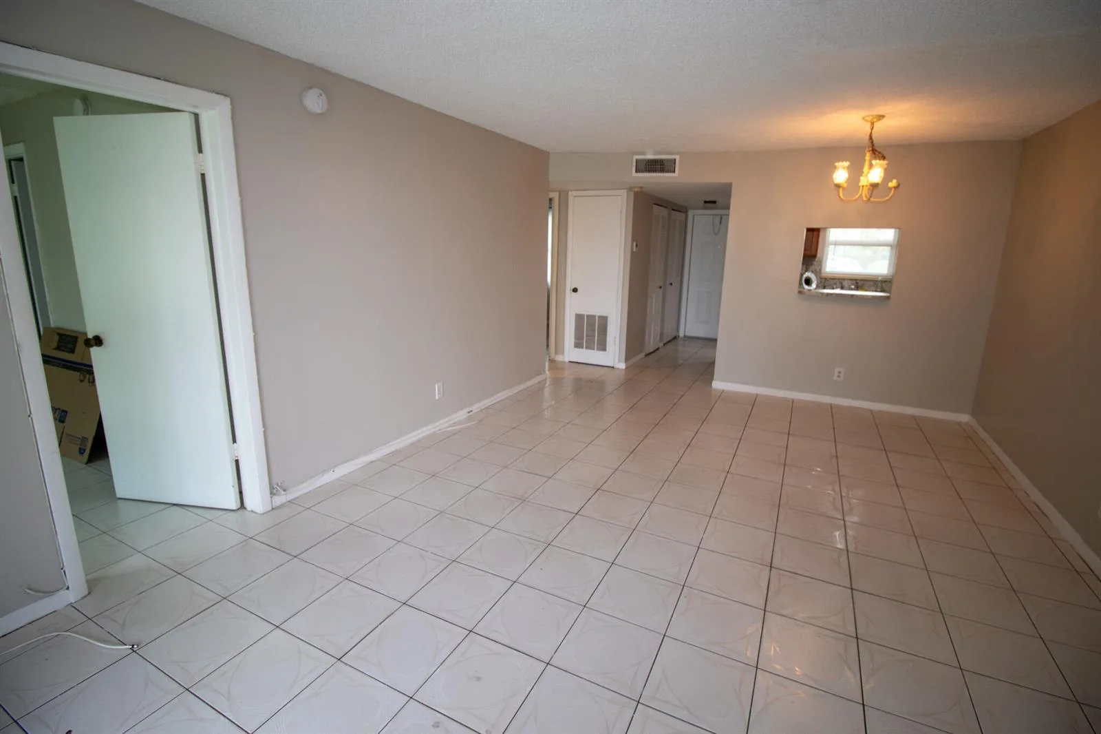 9621 Sunrise Lakes Boulevard # 102, Sunrise, FL 33322 photo 11