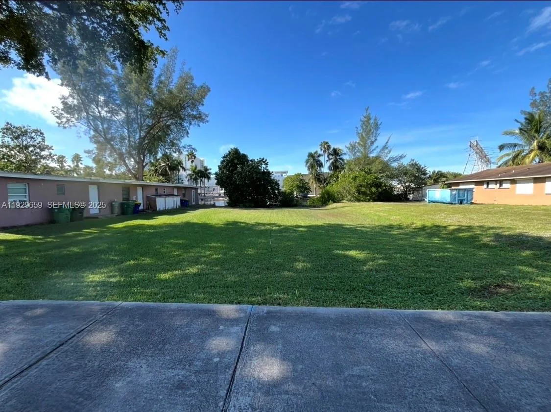 157 NW 14th Way, Dania Beach, FL 33004 photo 3