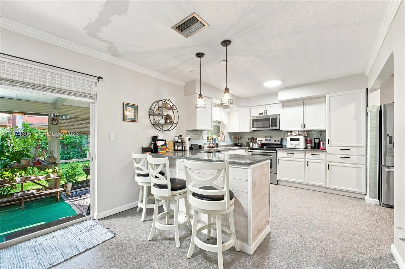 1540 NE 34th St, Pompano Beach, FL 33064 photo 12