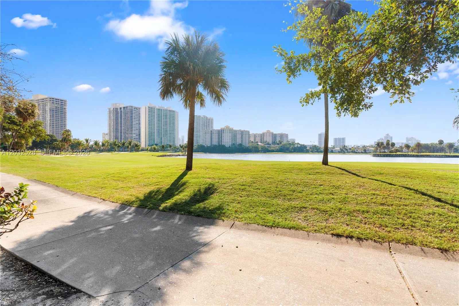 3675 N Country Club Dr # 1406, Aventura, FL 33180 photo 4