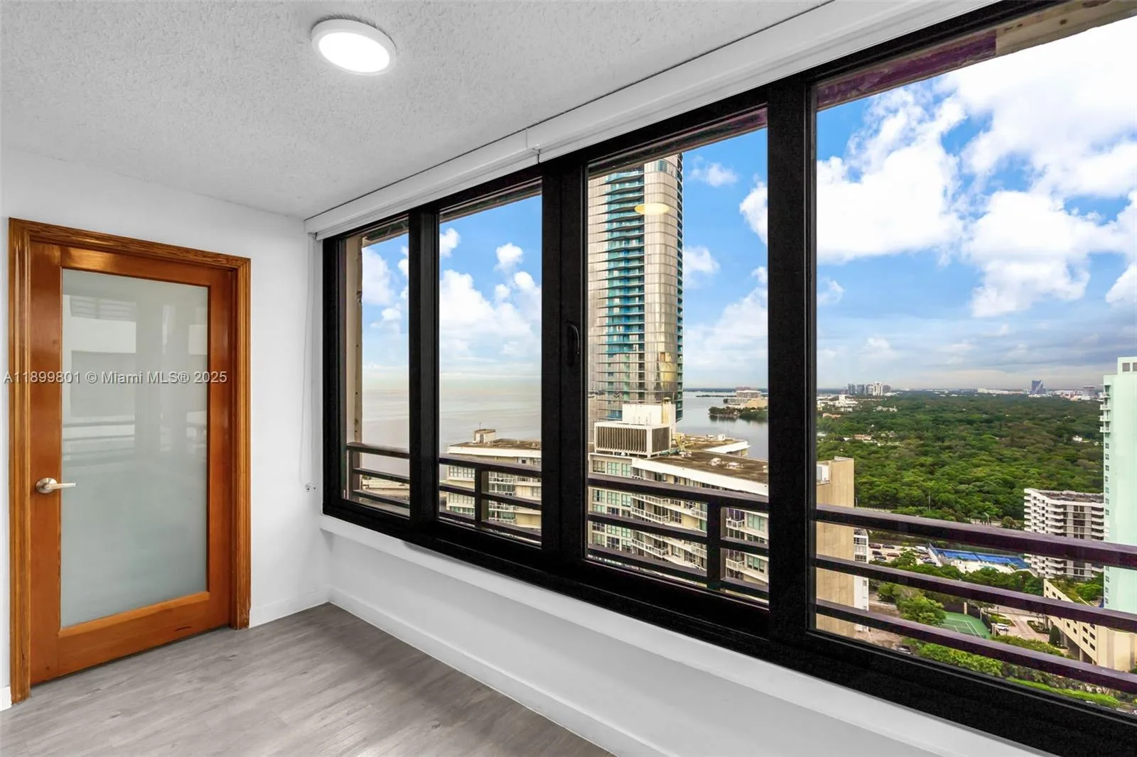 2333 Brickell Ave # PH208, Miami, FL 33129