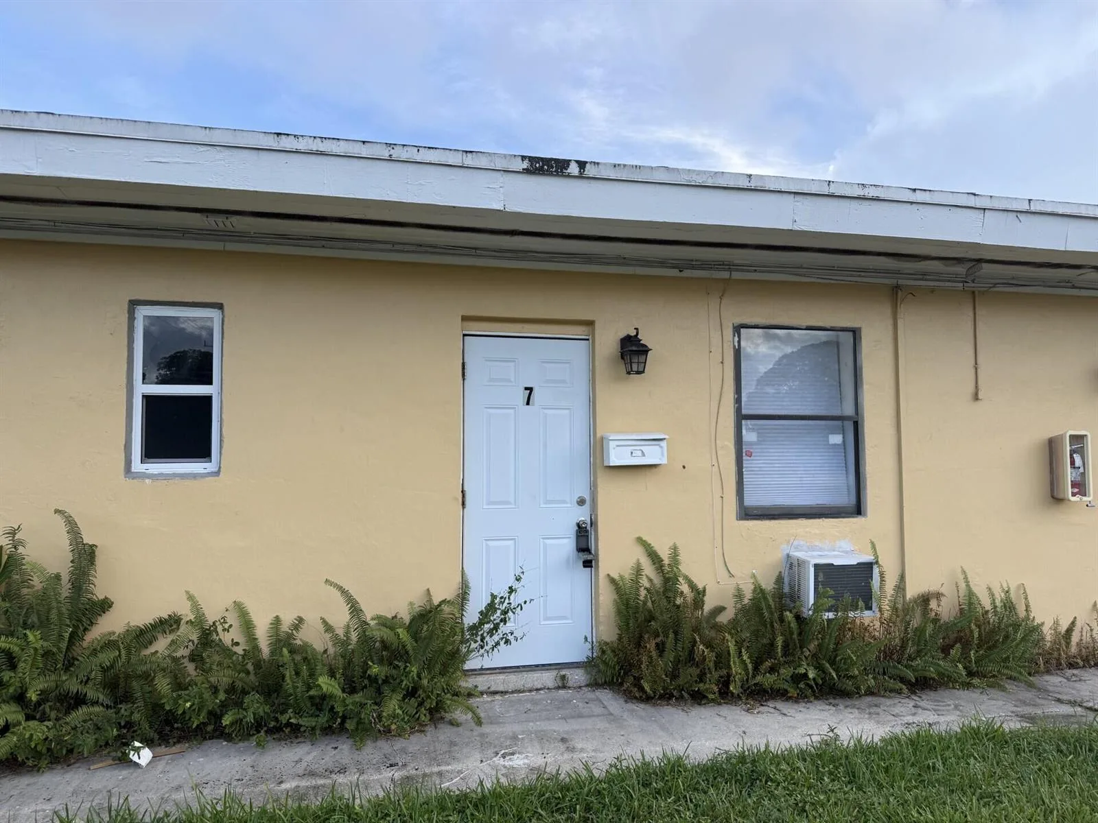 3300 Broadway Avenue # 7, West Palm Beach, FL 33407