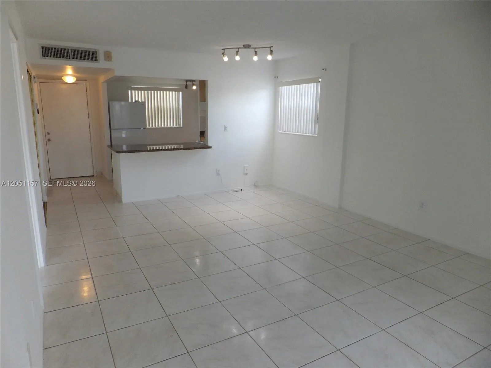 16410 Miami Dr # 209, North Miami Beach, FL 33162 photo 3