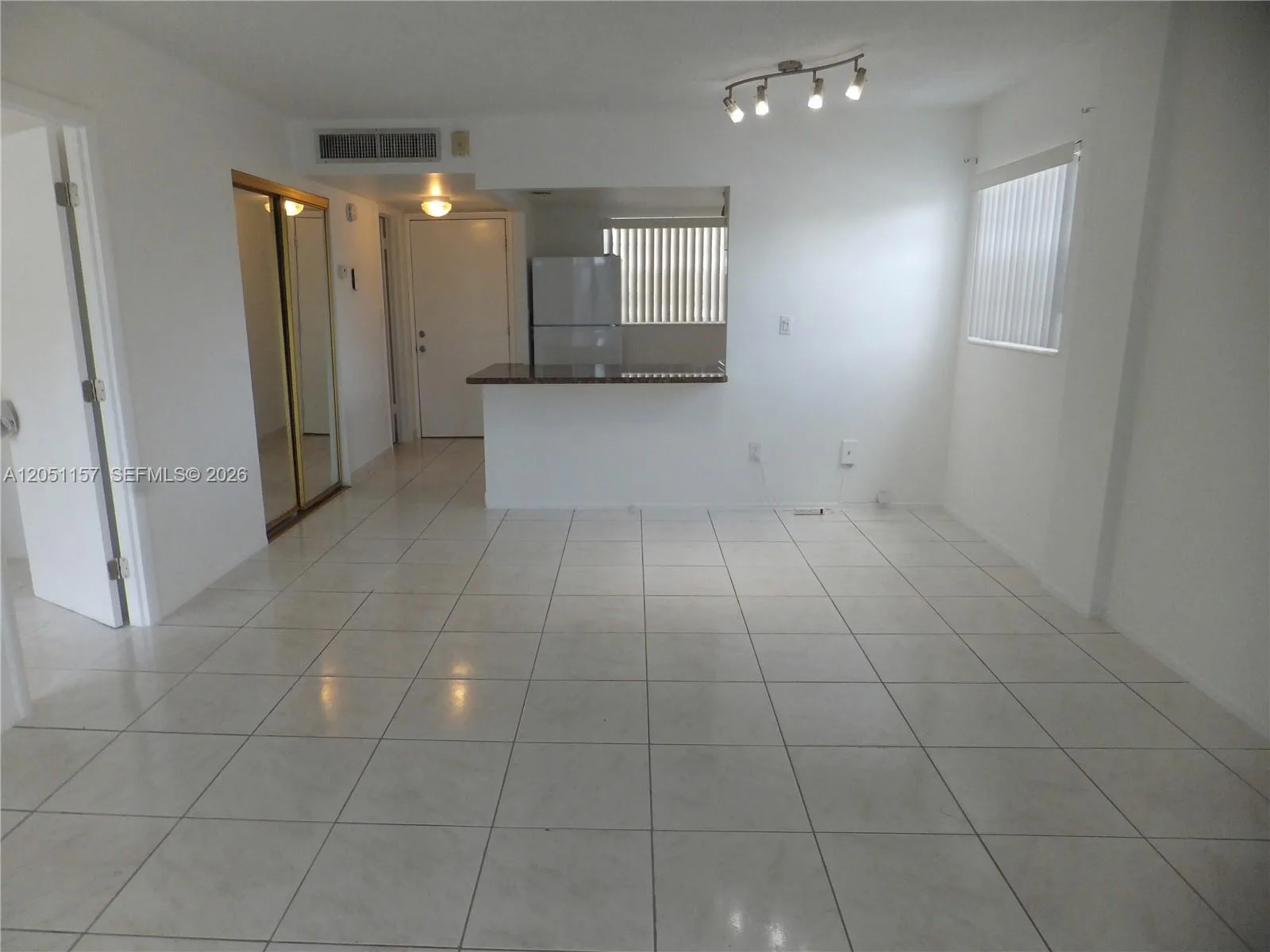 16410 Miami Dr # 209, North Miami Beach, FL 33162 photo 4