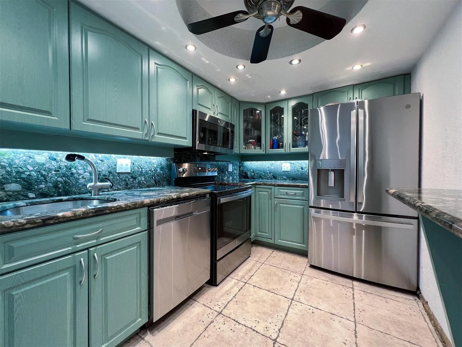 101 Briny Avenue # 810, Pompano Beach, FL 33062