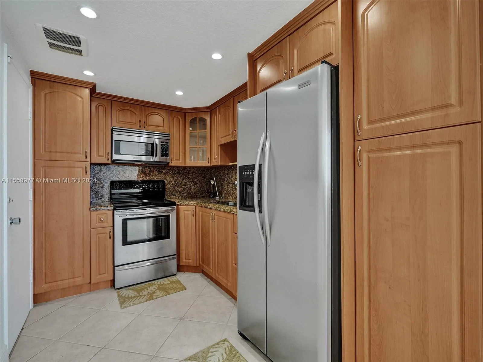 5005 Collins Ave # 725, Miami Beach, FL 33140 photo 8