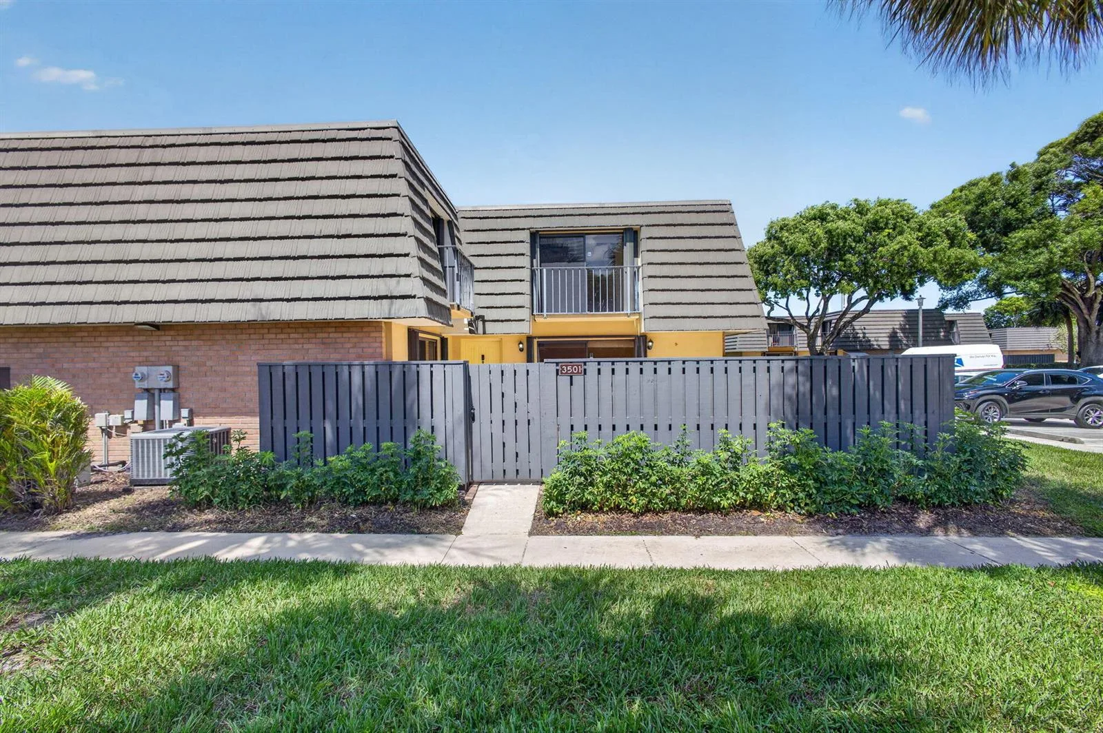 3501 35th Way, West Palm Beach, FL 33407