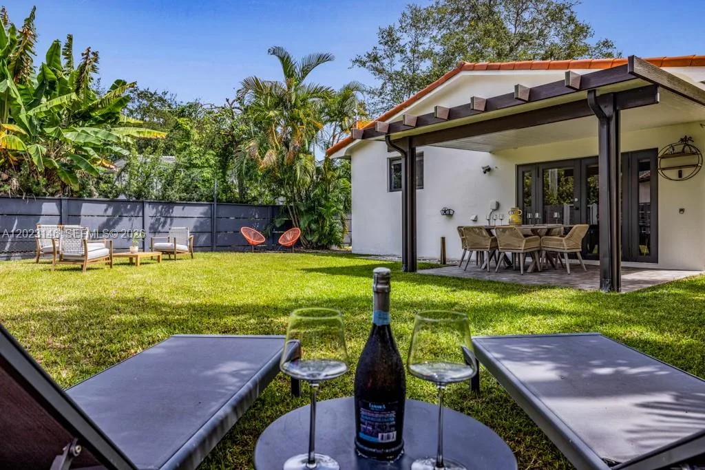 475 NE 91st St, Miami Shores, FL 33138 photo 3