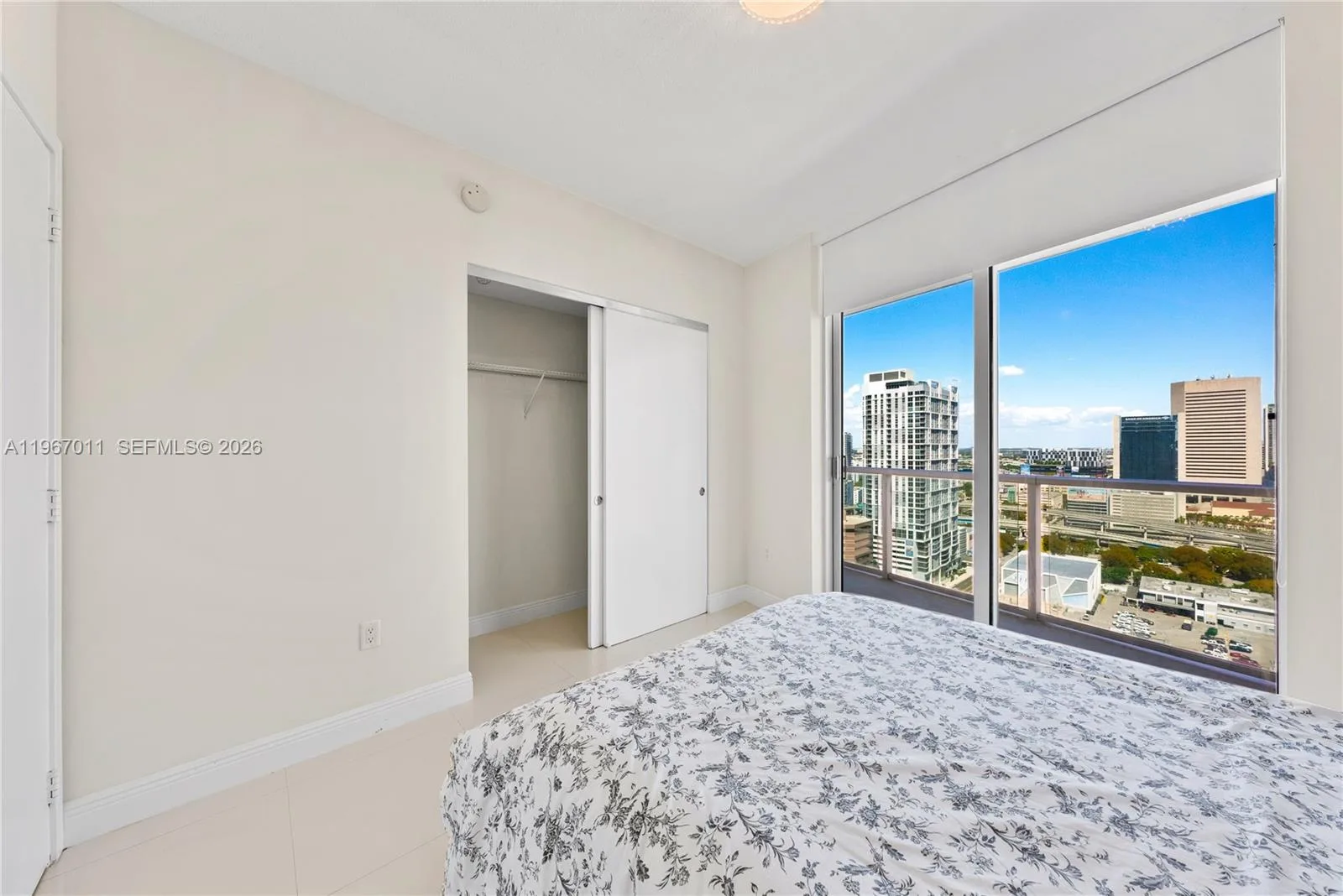 185 SW 7th St # 2611, Miami, FL 33130 photo 12